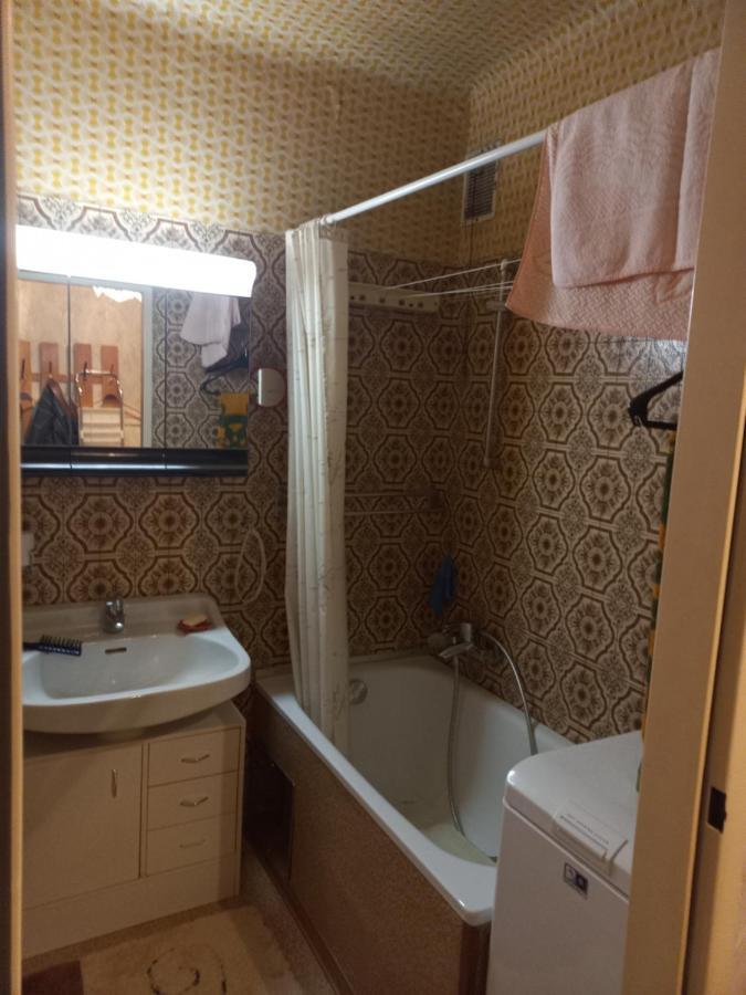 Ferienwohnung ,,Wohnen Wie Zu Grossmutter'S Zeiten'' Wenen Buitenkant foto